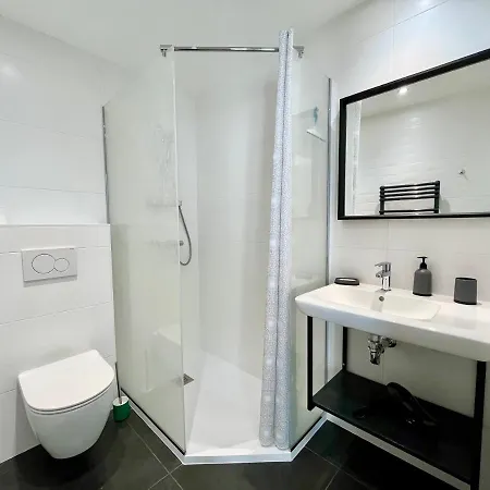 Le Five Tellier - Blossom Guest house Reims